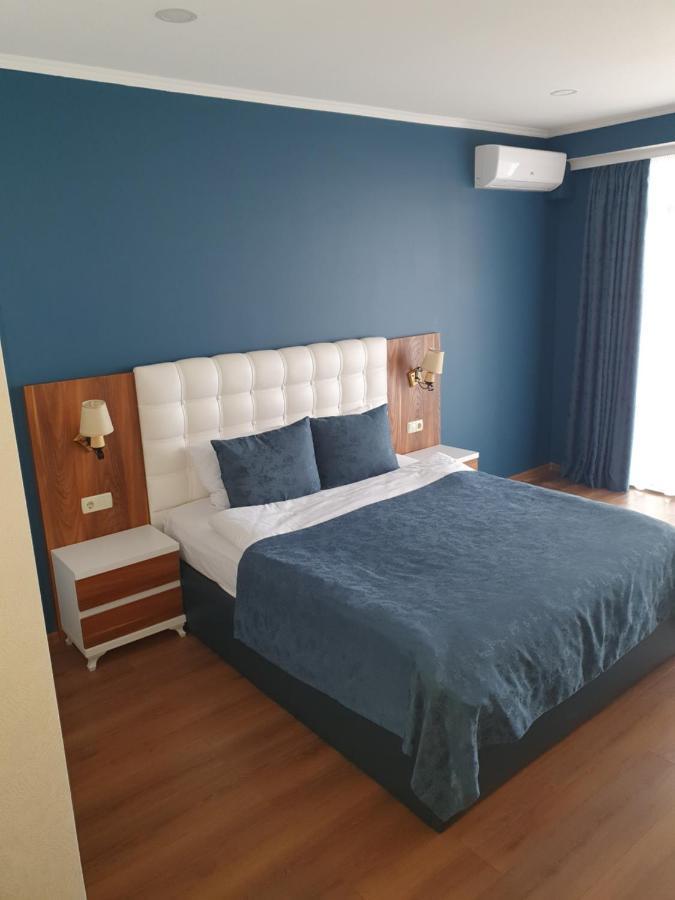 The Fresh Wave Hotel Батуми Экстерьер фото