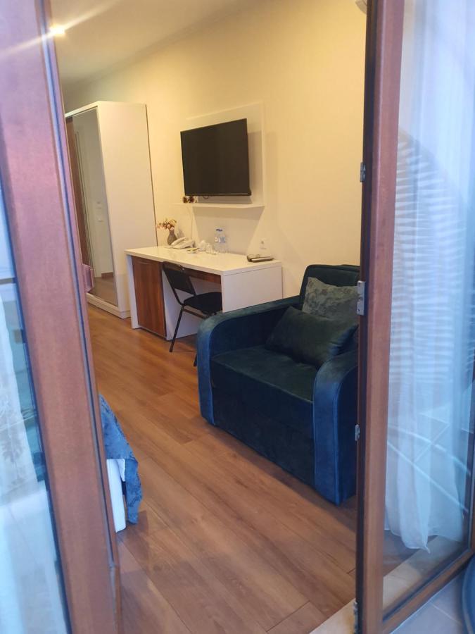 The Fresh Wave Hotel Батуми Экстерьер фото