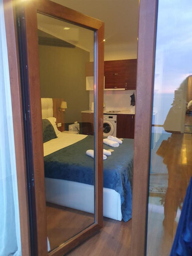 The Fresh Wave Hotel Батуми Экстерьер фото
