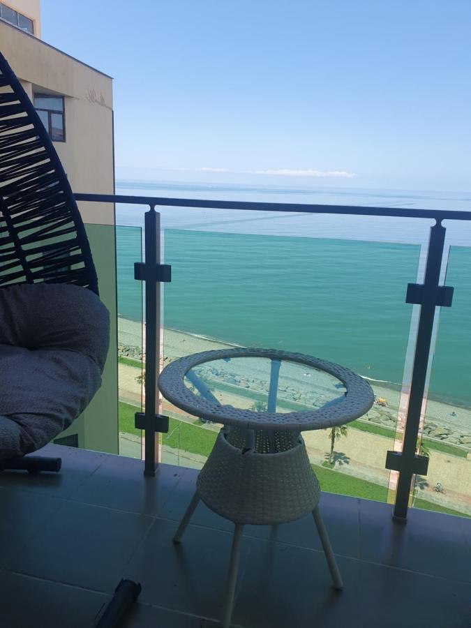 The Fresh Wave Hotel Батуми Экстерьер фото